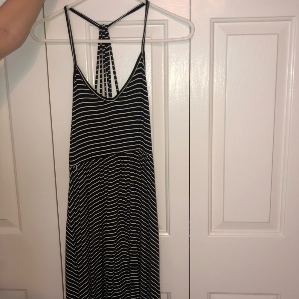 Flowy striped dress perfect for summer!